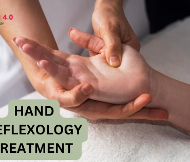 hand reflexology treatment